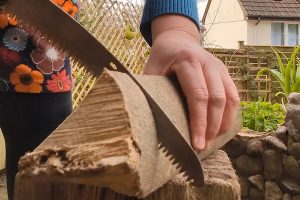 Gomboy Curve Saw Cutting 1